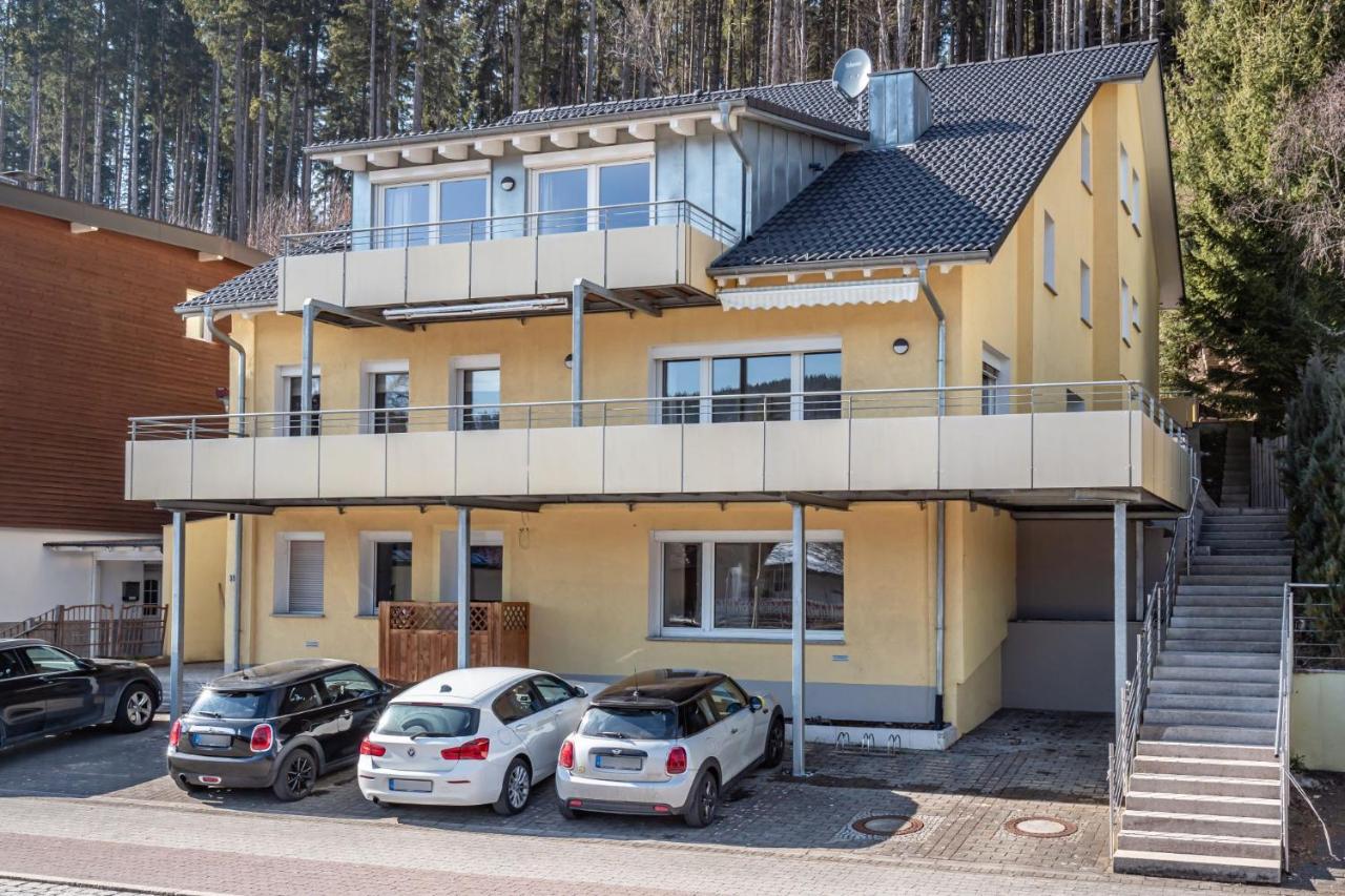 Forest Private Suites ทิทิเซ-นอยชตัดท์ ภายนอก รูปภาพ