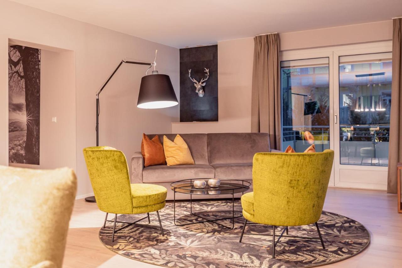 Forest Private Suites ทิทิเซ-นอยชตัดท์ ภายนอก รูปภาพ