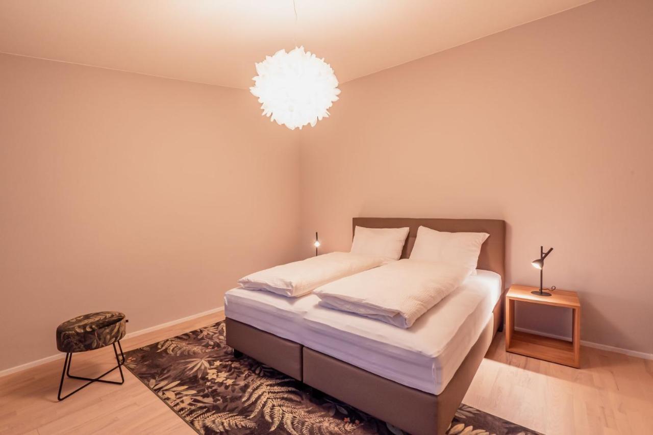Forest Private Suites ทิทิเซ-นอยชตัดท์ ภายนอก รูปภาพ