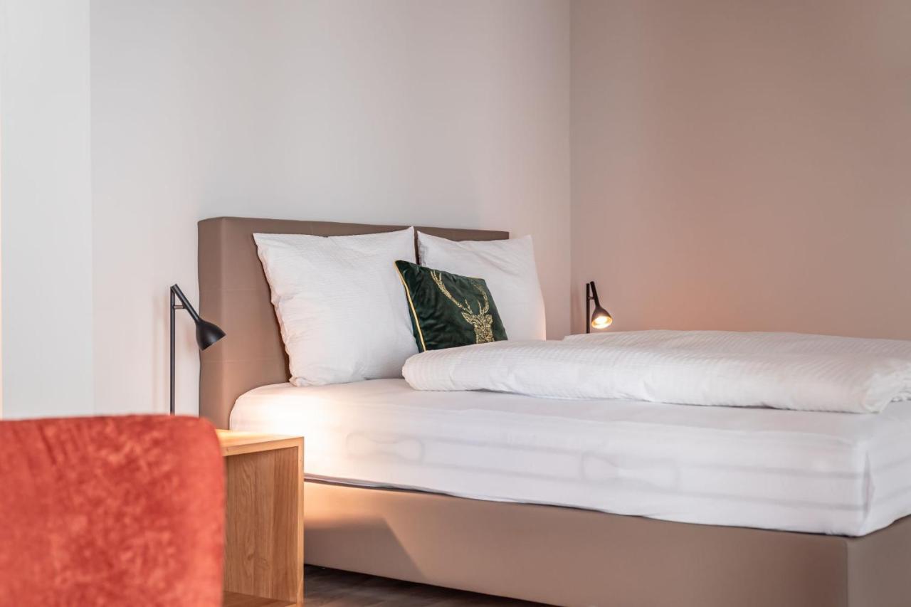 Forest Private Suites ทิทิเซ-นอยชตัดท์ ภายนอก รูปภาพ