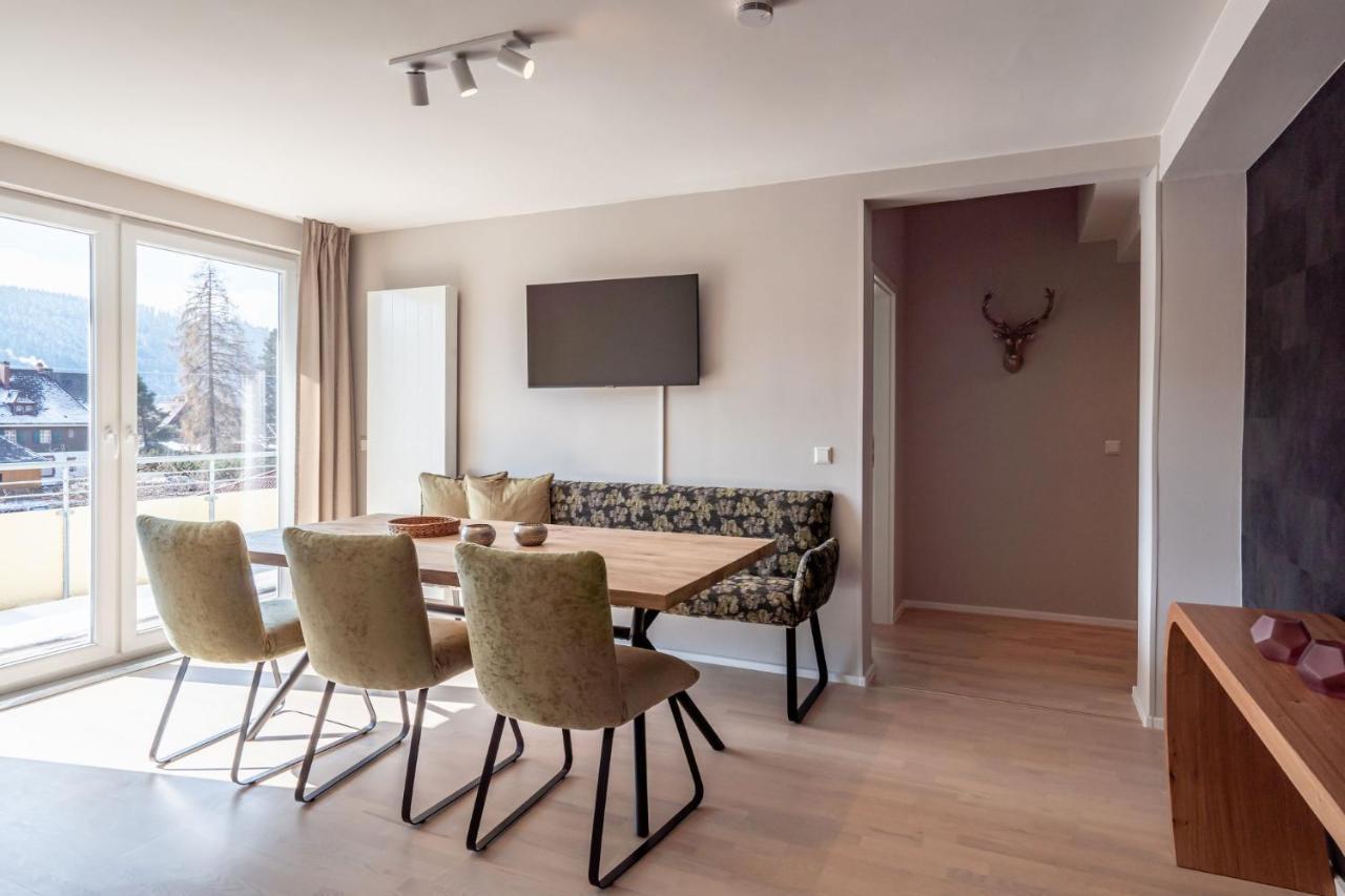 Forest Private Suites ทิทิเซ-นอยชตัดท์ ภายนอก รูปภาพ